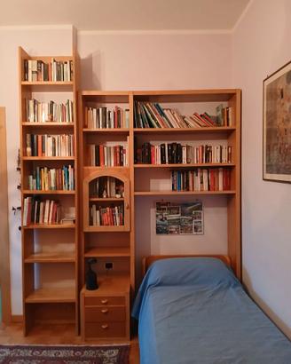 Libreria componibile e letto