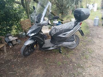 scuter 1300 kilometri circa a guasi 3 anni ancora 