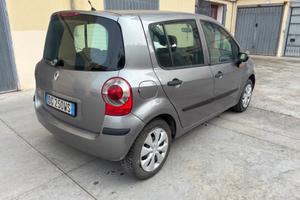 Renault Modus 1.5 dCi 70CV Saint Tropez