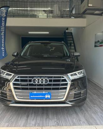 Audi Q5 40 2.0 tdi Business Sport quattro 190cv s-
