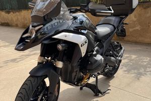 BMW R 1300GS Triple Black | 5.400km| Full Optional