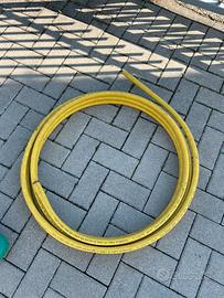 Tubo gas giallo