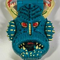 Mighty Max scrigno Pulverises Sea Squirm.