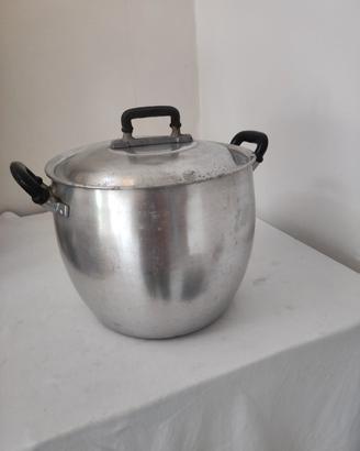 Pentola in alluminio vintage