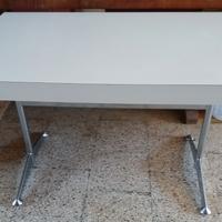 Tavoli e tavolini a scelta