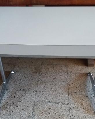 Tavoli e tavolini a scelta