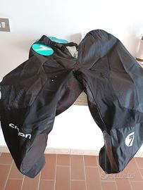 pantaloni da moto 