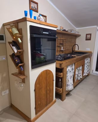 Cucina in legno massello