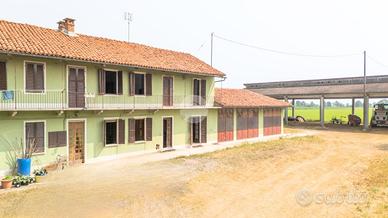 CASA SEMINDIPENDENTE A CAVALLERMAGGIORE