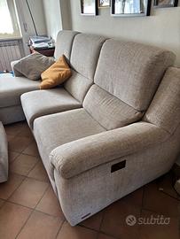 Divano poltrone e sofà lampada e puff