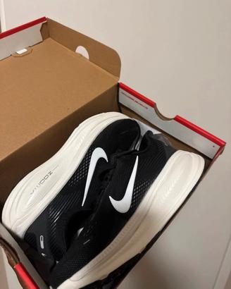 Nike vomero 18 scarpe da corsa