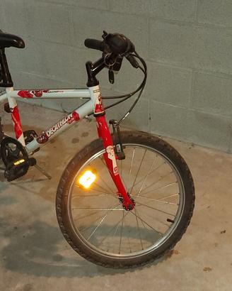 Bici con ruote da 20", 5 velocità