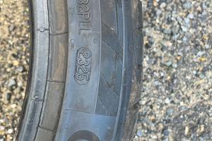 2 gomme auto Continental estive