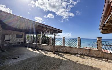 Villa unifamiliare di 135MQ con Depandance di 45MQ