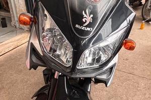 Suzuki V Strom DL 1000