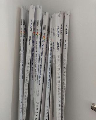 Lampada  fluorescente tubolare (21 pezzi) o fferta