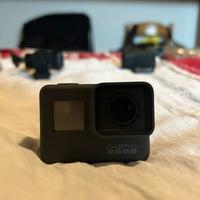 GoPro Hero 5 Black + accessori