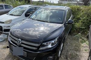 Tiguan anno 2012 4 ruote motrici nero