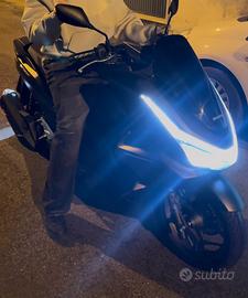 Honda pcx 125