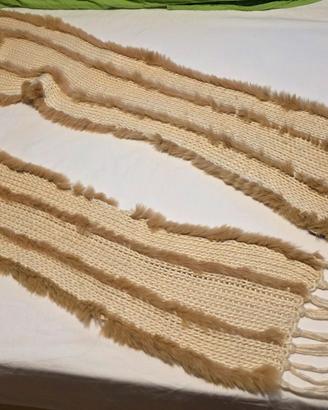 sciarpa di lana e pelliccia