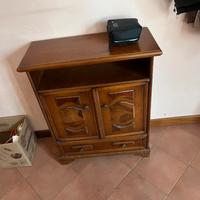 Mobiletto legno