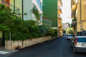 Locale Commerciale - Acireale