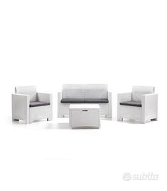 Divanetto da giardino in rattan