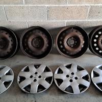 4 cerchi  r15 acciaio e 4 copriruota Nissan Micra 