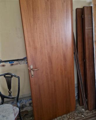 Porta 80x210 con apertura a dx