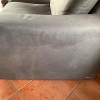 Divano praticamente nuovo  poltrone e sofa’