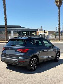 Seat Arona 1.0 TSI 95 CV-Black Edition-Bicolore