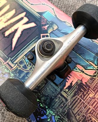 SKATE SEMIPROFESSIONALE TONY HAWK NUOVO.