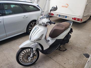 Piaggio Beverly 300 i.e.