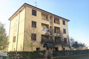 2 LOCALI A REGGIO NELL'EMILIA