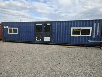 Container