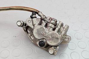 PINZA ANTERIORE SUZUKI RMZ 450 2005 2006 RM Z 2007