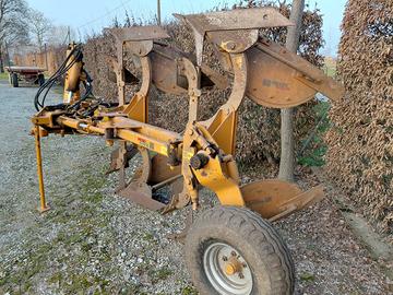 aratro bivomere moro 16