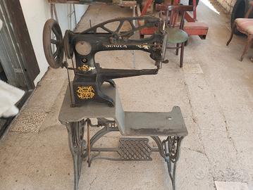 Macchina da cucire del calzolaio vintage 