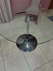 Tavolo tondo in vetro