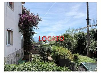 3 LOCALI A NAPOLI