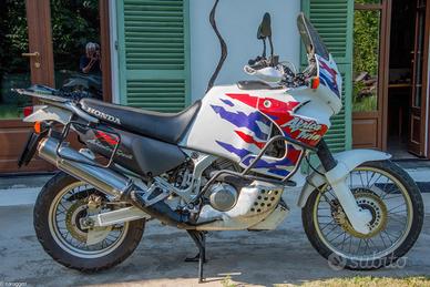 Honda Africa Twin 750