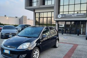 Ford Fiesta 1.4 TDCi 5p. Ghia UNICO.PRO