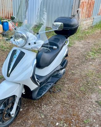 Beverly 300 come nuovo