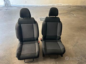 Sedili citroen C3 anno 2022