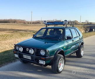 VOLKSWAGEN Golf country