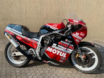 SUZUKI GSXR 750 1985