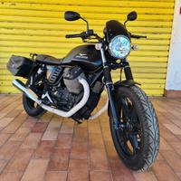 Moto Guzzi V7 II 750 ABS