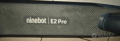 Monopattino elettrivo Segway Ninebot E2 Pro