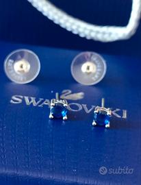 Swarovski orecchini con pietra blu