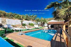 VILLA SCEUSA - FRAGINESI SCOPELLO Castellammare